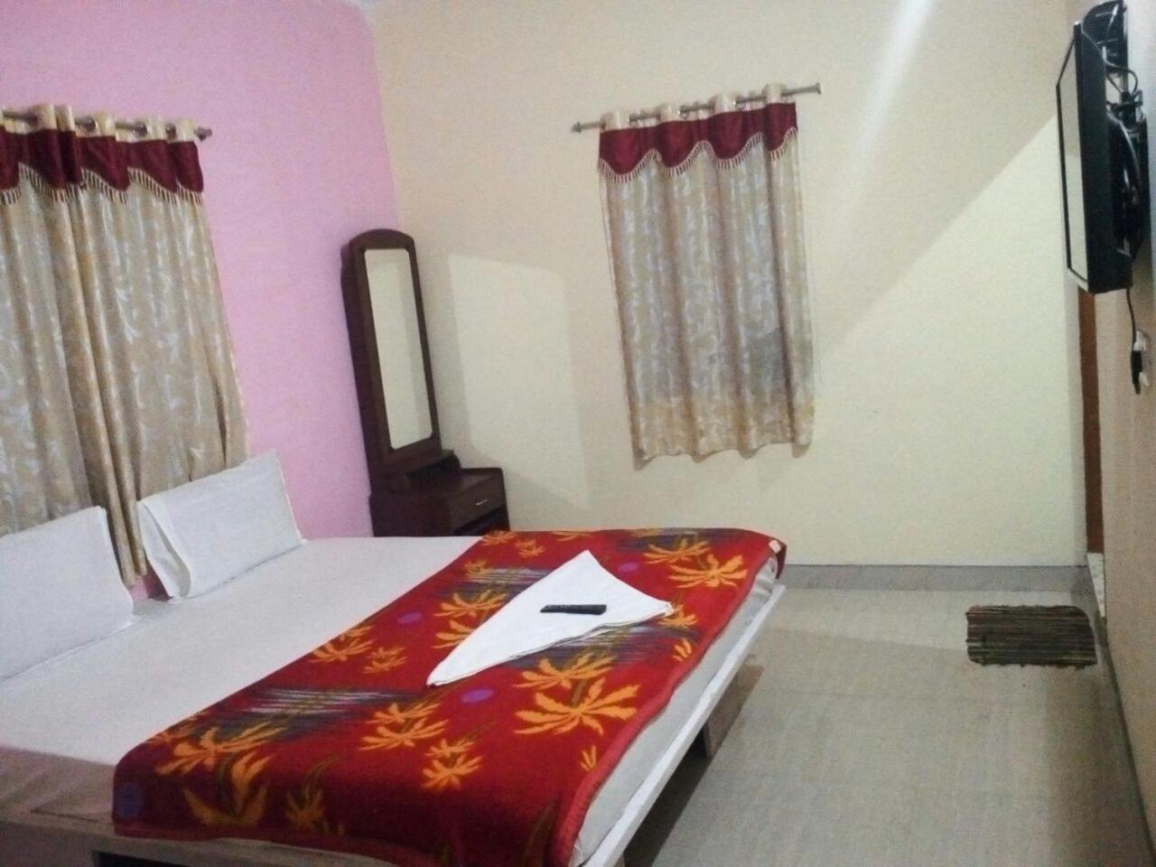 Sri Thanga Harish Cottage Yercaud Exteriör bild